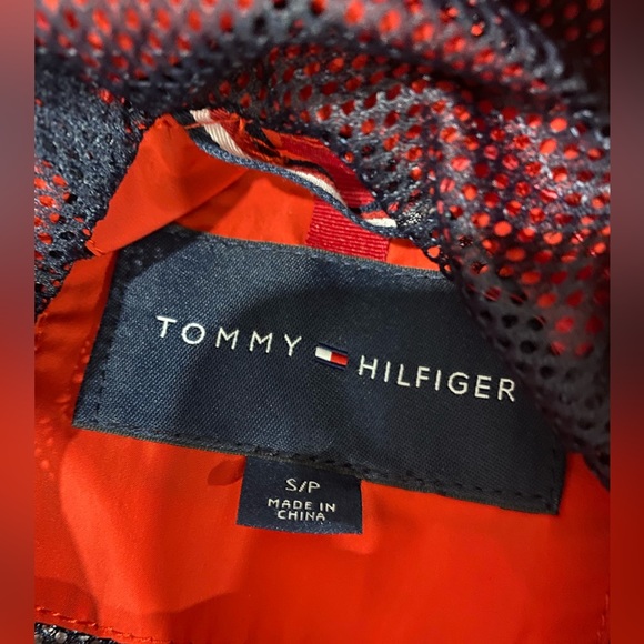 Tommy Hilfiger wind breaker - Picture 3 of 3